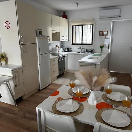 Theodoros Apt. 408 Апартаменты *